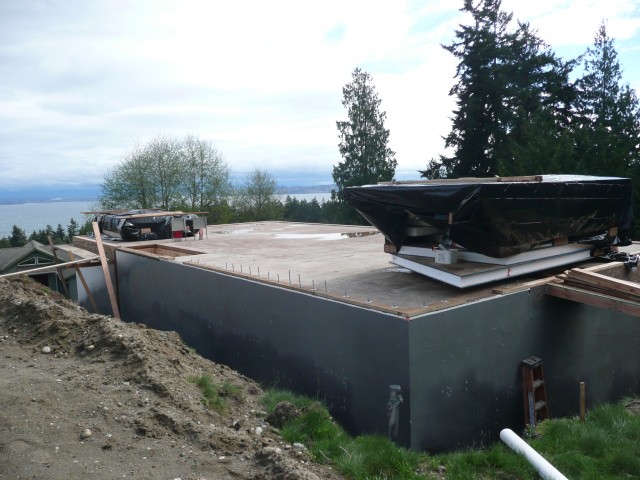 Day-seven-main-floor-slab-SIPS-ready-to-set-640x480