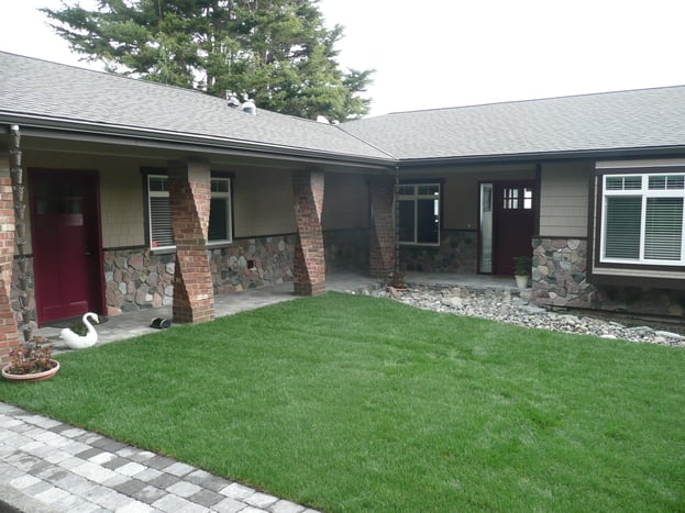 front-entry-south-facing-covered-porch-provide-shade-but-external-thermal-mass-gathers-heat-in-afternoon