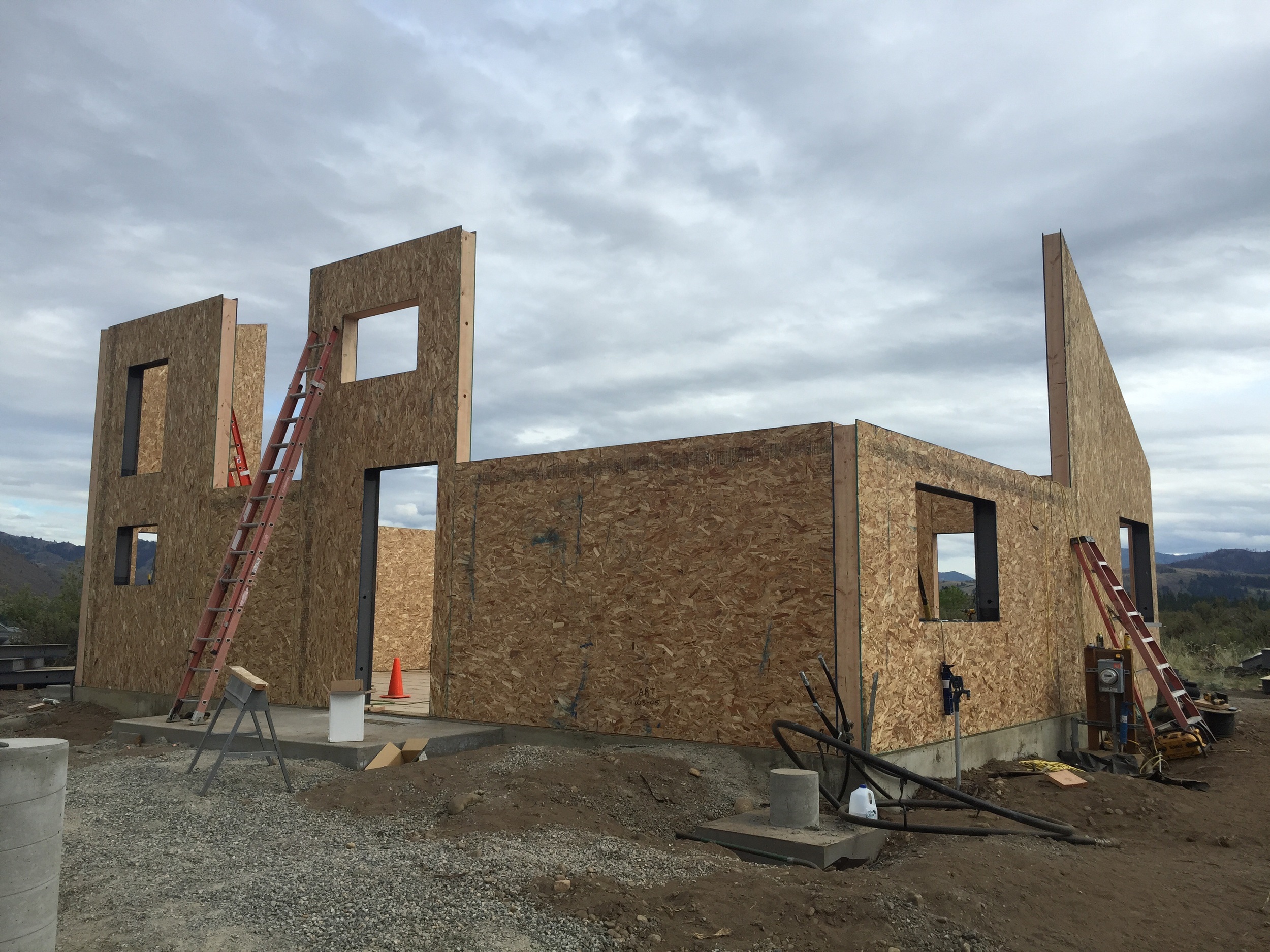 Project Feature: Net-Zero Energy Cabin using new Platinum SIPS